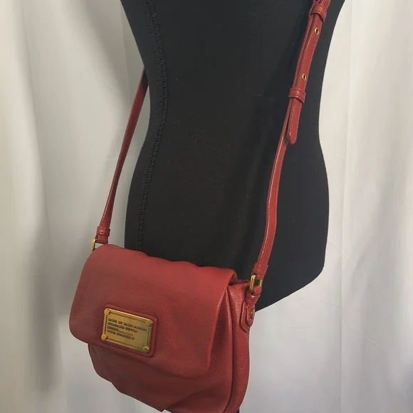 Marc by Marc Jacob’s Crossbody Bag - Picture 3 of 9